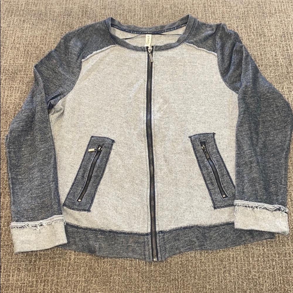 Pieces by Kensie Zip Up Sweater